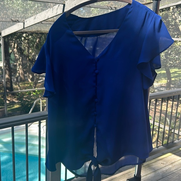 Blue professional work top - Picture 1 of 2